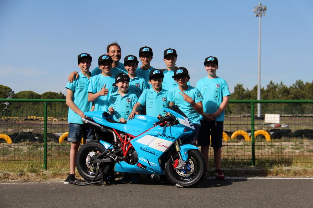 Miguel Oliveira a formar Campeões